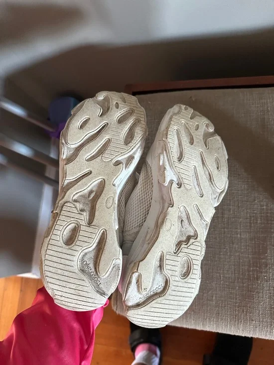 Women’s Nike react - Picture 5 of 6